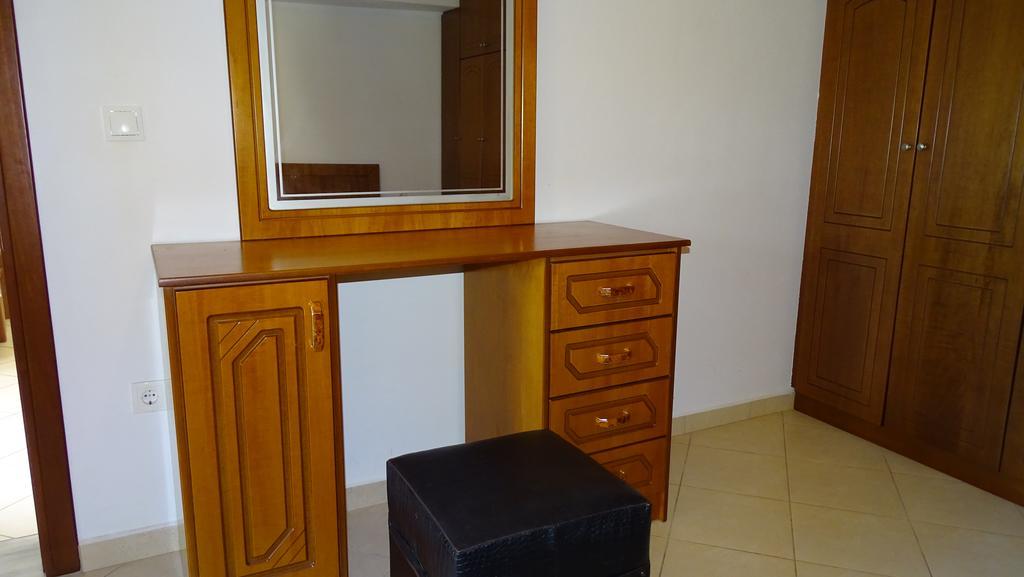 Petro'S Apartments Ksamil Extérieur photo