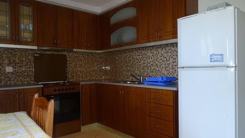 Petro'S Apartments Ksamil Extérieur photo